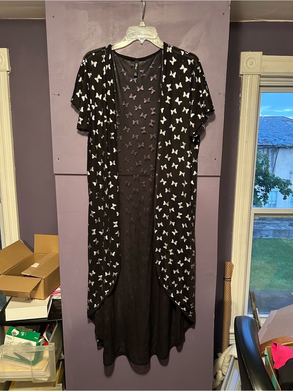 Torrid disney Minnie silver bow kimono , size00/ 0